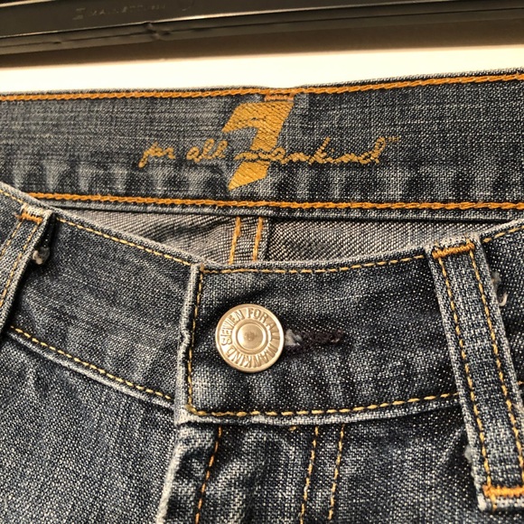 7 For All Mankind // Bootcut Jeans, Size 28 - Picture 6 of 7